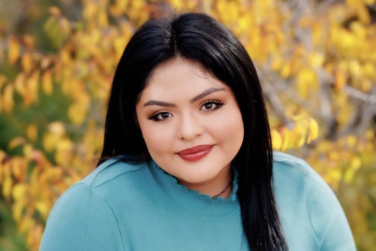 This is Missela Puentes showing off her beautiful eyes as she takes her senior pictures in wonderful Lafayette.